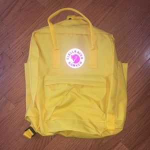 FAKE Yellow Classic Fjallraven Kanken Backpack